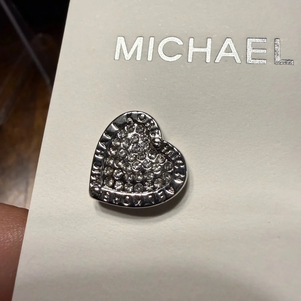NEW Michael Kors Silver color Stud Heart Shape logo stones earrings